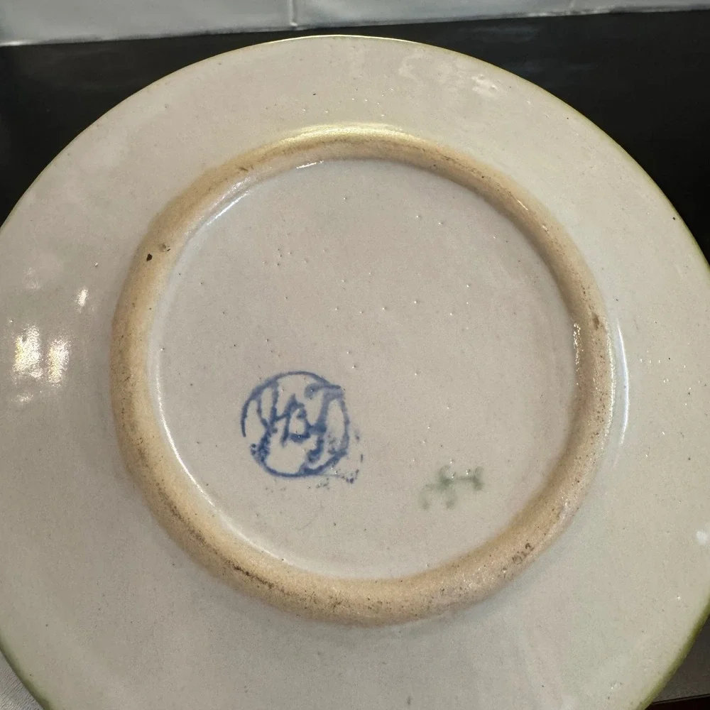 John B Taylor Harvest Pear Plates Set of 2 6.5in Cream Green Folk Art Stoneware